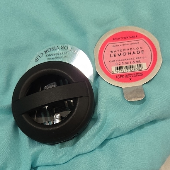 Bath & Body Works Other - Bath & Body Works Car Fragrance Holder and Refill